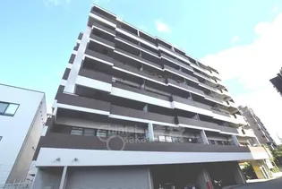 ユンヌ ホワイエの画像