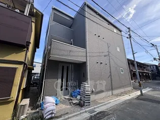 EIWA First Heights【1階】の外観