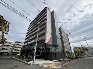 セレニテ江坂エクラ【2階】の外観