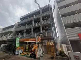 大阪府茨木市中津町【マンション】の外観