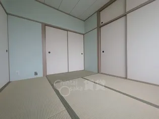 鳥飼マンション【2階】の居間