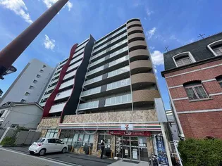 セレニテ福島カルム【10階】の外観