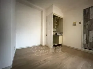 アイシス服部【3階】の居間