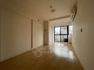 アイシス服部【3階】の居間