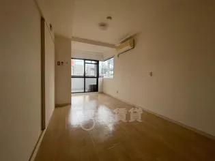 アイシス服部【3階】の居間