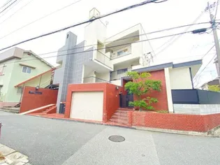 ベルエアー桜塚【2階】の外観