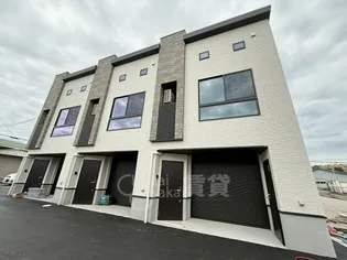 大阪府箕面市粟生外院3丁目【タウンハウス】の外観