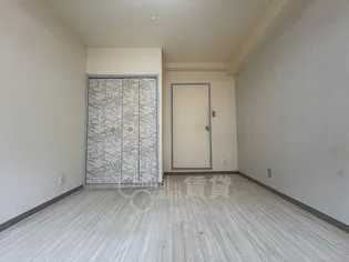 センチュリー新大阪【10階】の居間