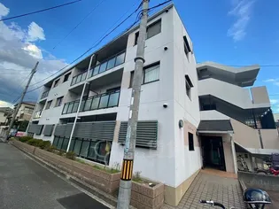 ヴィラしんべえ弐番館【3階】の外観