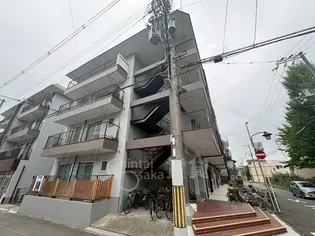 住吉苑【3階】の外観