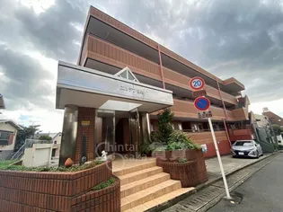 エルデン緑地【2階】の外観