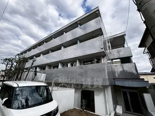 ヤングパレス茨木【2階】の外観