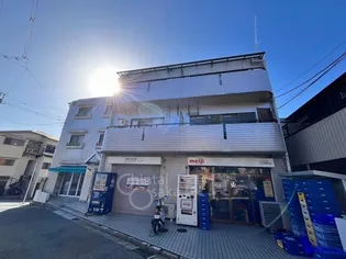 アパートメント吹田2【1階】の外観