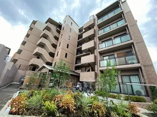 ヴィレッジバンブー【4階】の外観