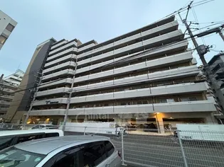 SERENiTE江坂四番館【6階】の外観