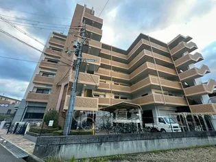 カモミール・ブラン【6階】の外観