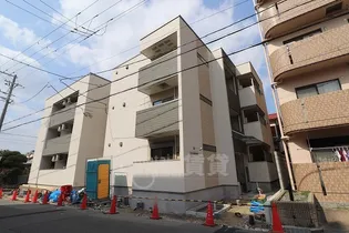 大阪府吹田市垂水町1丁目【アパート】の外観