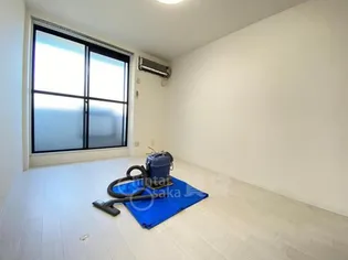 ルミエール箕面3【1階】の居間