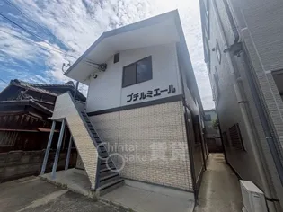プチルミエール【2階】の外観