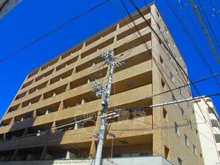 エトワール新大阪【6階】の外観