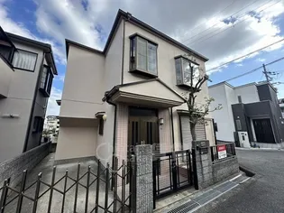 大阪府茨木市新中条町【一戸建】の外観