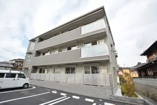 セレナ710【2階】の外観