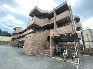 ラミュール北春日丘【1階】の外観