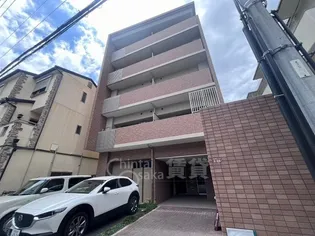 ソレイユ服部【5階】の外観