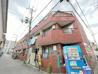 シティ西三国【1階】の外観