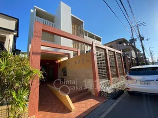 LEGIAN esprit【3階】の外観