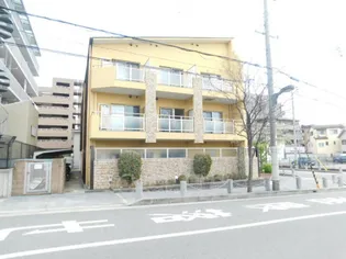 ジョーヌ エ ルポの画像