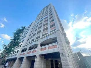 ラグゼ東三国5【4階】の外観