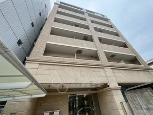 セントロイヤルクラブ新大阪【7階】の外観