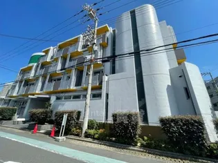 メイト緑地公園【3階】の外観