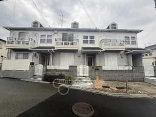 大阪府箕面市坊島4丁目【テラスハウス】の外観
