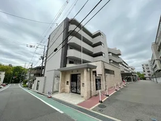 レジディア千里藤白台【1階】の外観