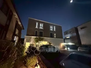 ラピスコートの画像