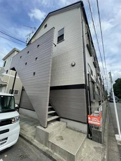 ボン・ボヤージュ【1階】の外観