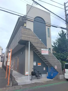 フローラ共和【1階】の外観