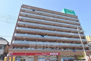 グランカーサ新大阪SOUTH【3階】の外観