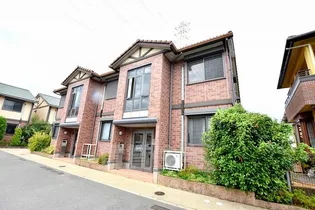 プルーニア天美A棟【1階】の外観