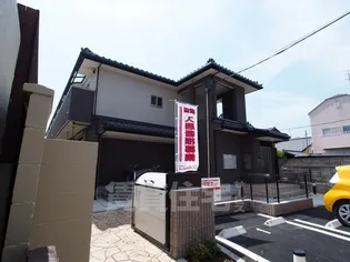 ルミエール下鴨【1階】の外観