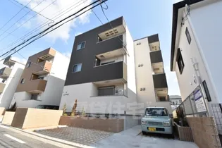 大阪府堺市西区鳳中町5丁【アパート】の外観