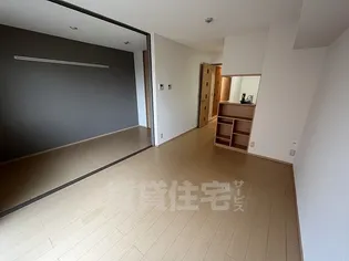 アーバンハイツ段上【2階】の居間