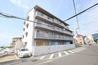 ハウスフルヨシヒロの画像