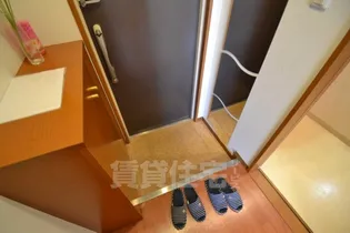 サウスサイド武庫之荘【2階】の玄関