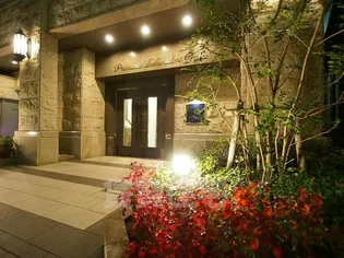 プレサンス桜通グレイス【4階】の外観