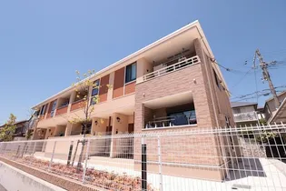 クレモンティーヌ Aの画像