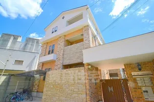 ラ・ヴィータ西中島【2階】の外観