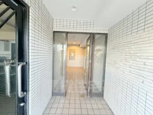 ビュープラザ【3階】の玄関